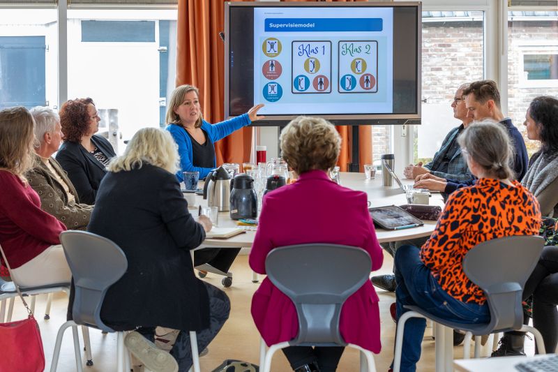 De Onderwijsspecialisten in gesprek met sectorraad